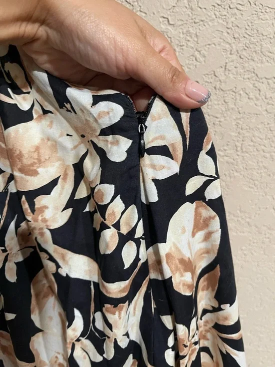 Jason Wu | Floral Cut Out Maxi Dress Size: Small - Picture 4 of 6